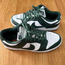 Nike Dunk Low - Michigan State