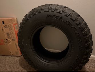 2 Falken Wildpeak M/T01 Tires – LT35x12.50R17 – Like New