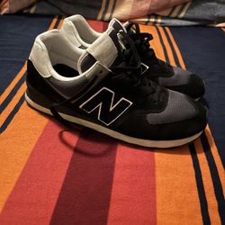 Mens New Balance Size 10 1/2