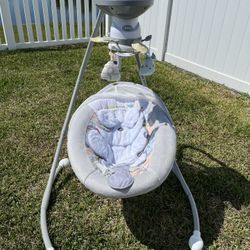 Fisher price baby Swing