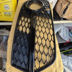 Audi  Front Lower Bumper FogLight Grill  Front Bumper 2013-2017  Q5SS LINE Sq5 2013  