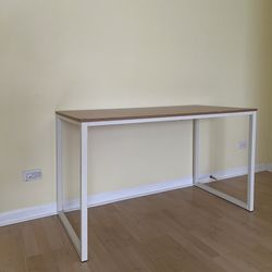 Title: Standing Desk - Gently Used, Mint Condition - $50 Pickup Only