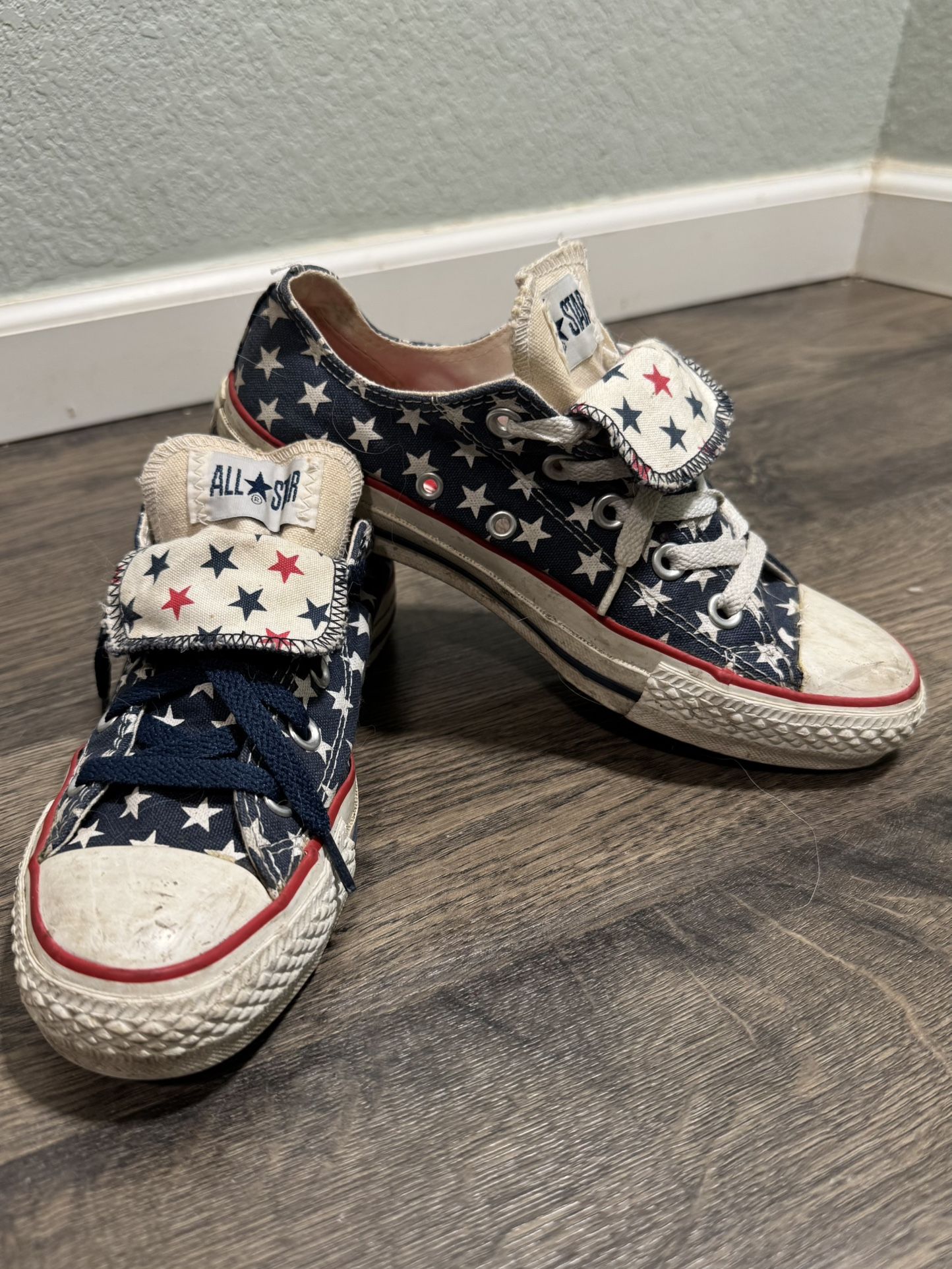 Converse Chuck Taylor Stars & Stripes – Size 6