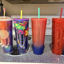 Starbucks Tumblers New And Gently Used