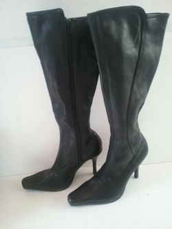 Nice black spike heel boots ( chinese laundry) 8