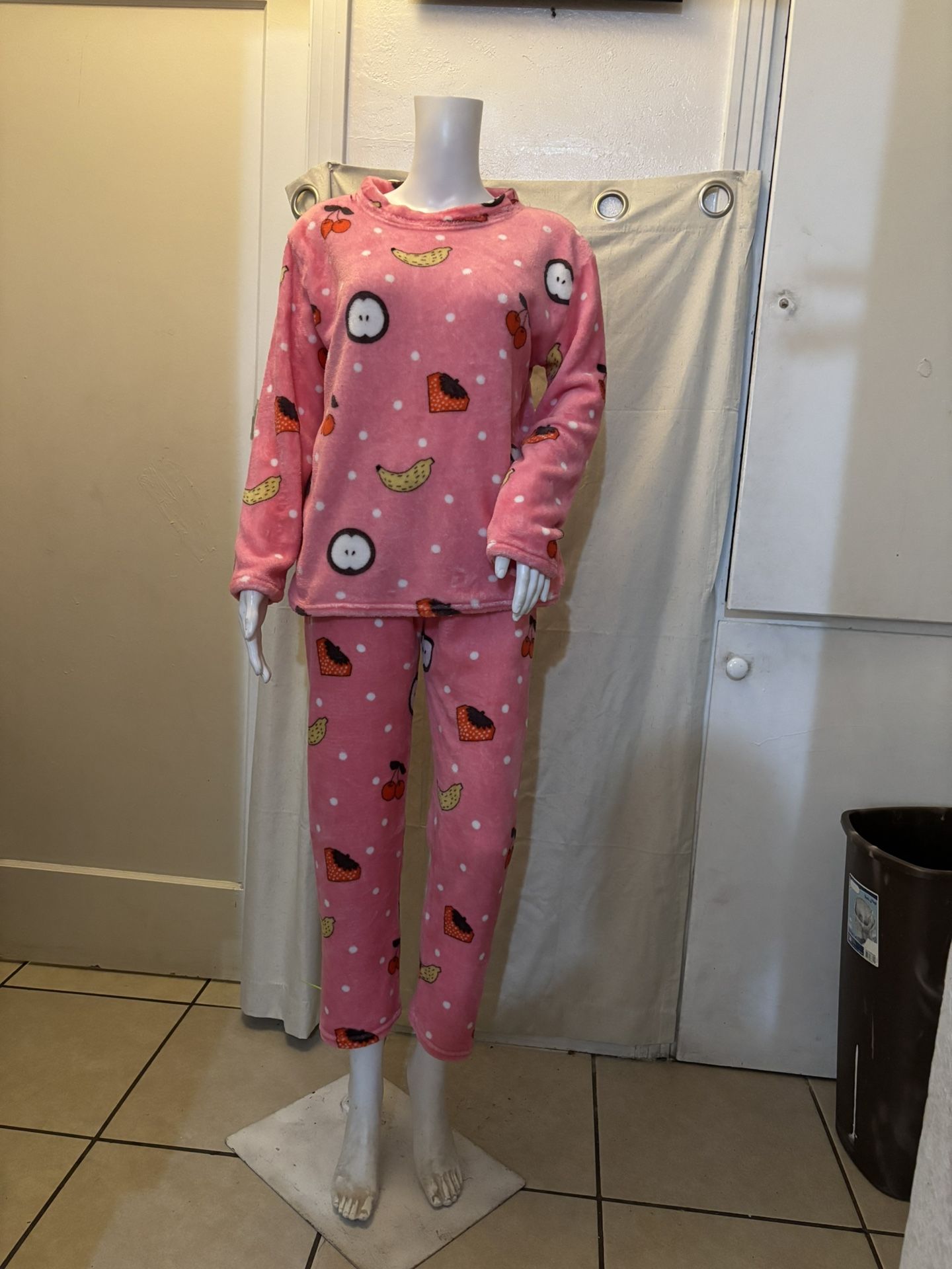 Size Small