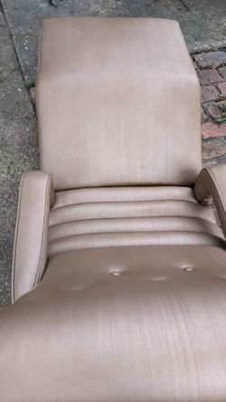 Mid Century Modern Contour Lounge Massage Chair for Sale in South Norfolk VA OfferUp