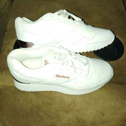 Reebok Classics Size 10 