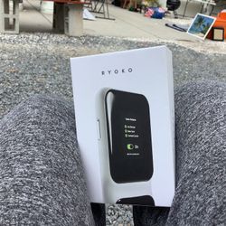  RYOKO PRO High-Speed Portable 4G LTE Wi-Fi Router