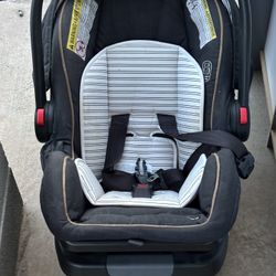 Graco carseat 