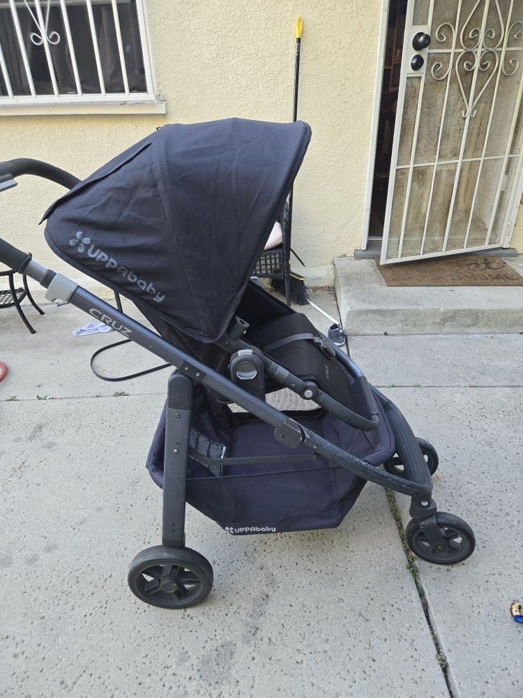 Uppababy Cruz