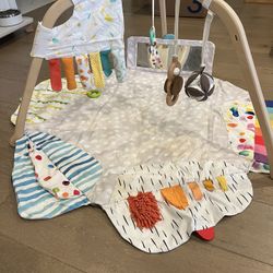 Lovevery Play Gym (includes all attachments)