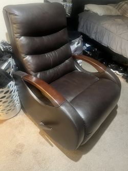 True Innovation Leather Glider Recliner (Brown)