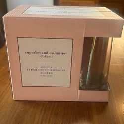 Cupcakes And Cashmere Champagne Glass