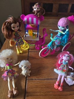 Enchantimals dolls