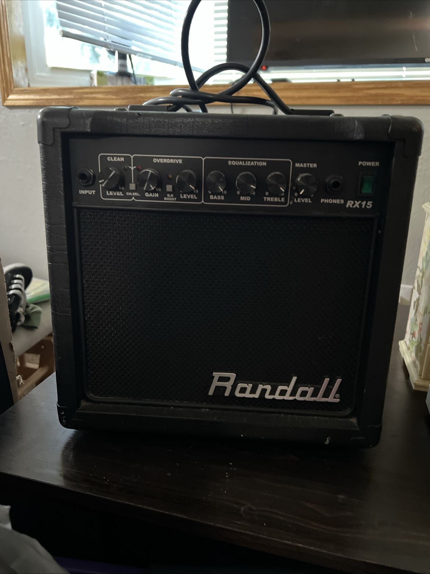 Guitar amplifier
