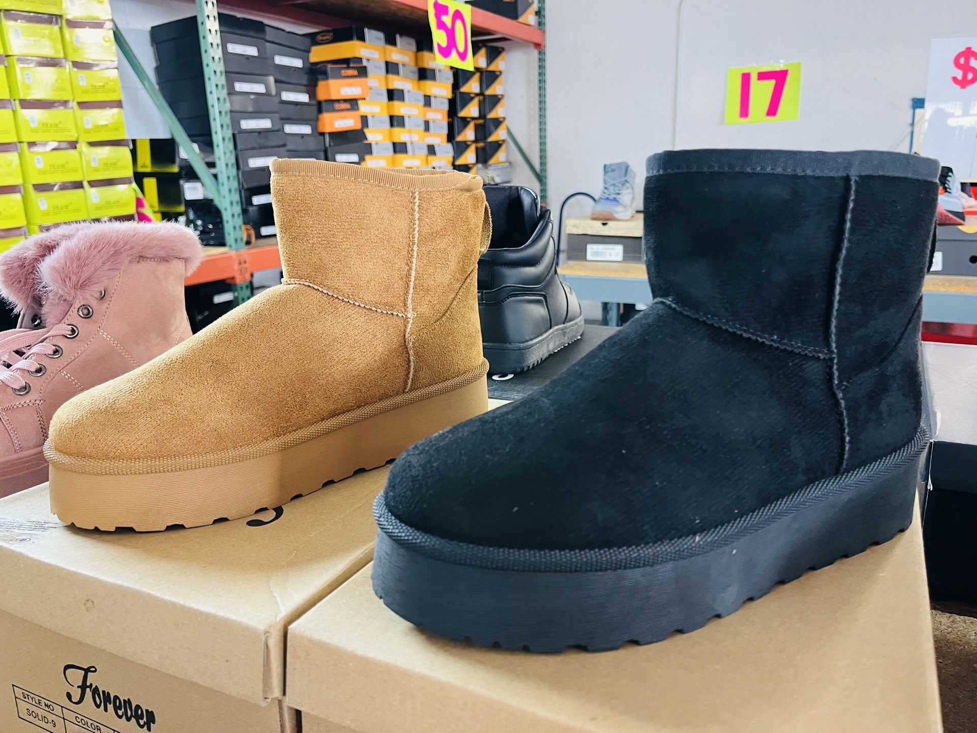 Beautiful Woman Boots $16