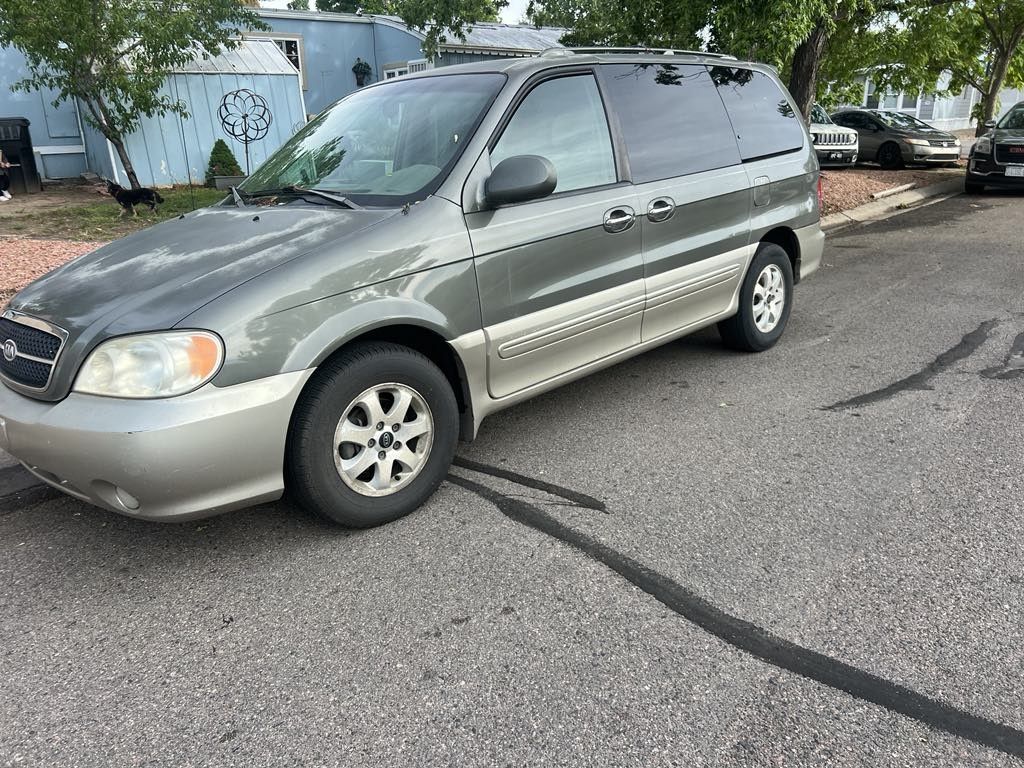 2005 Kia Sedona