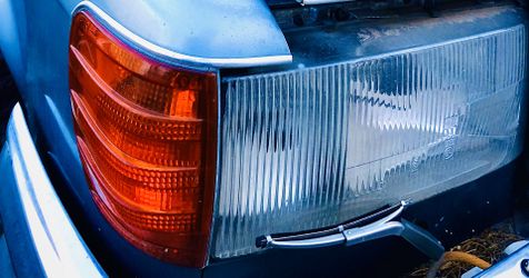 Mercedes Benz 450 SE headlights and taillights