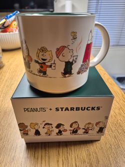 Peanuts +Starbucks Hoilyday Mug