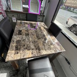 Dining Table Set 5 Pieces/ Financing Available / New In Box 
