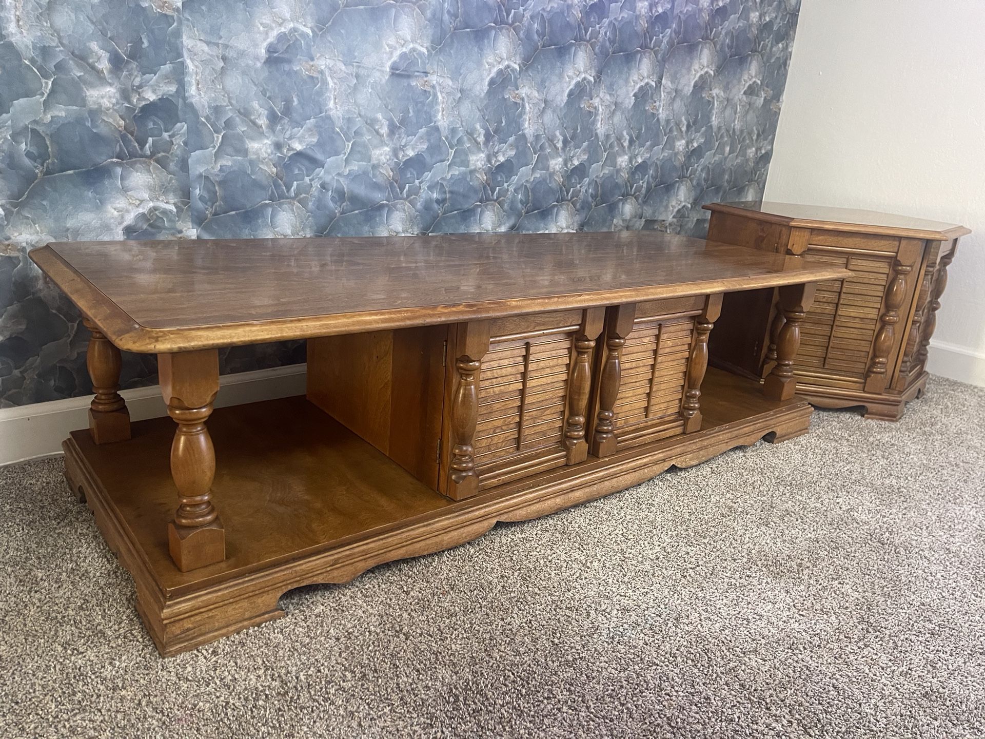 Coffee table and 2 End Tables 