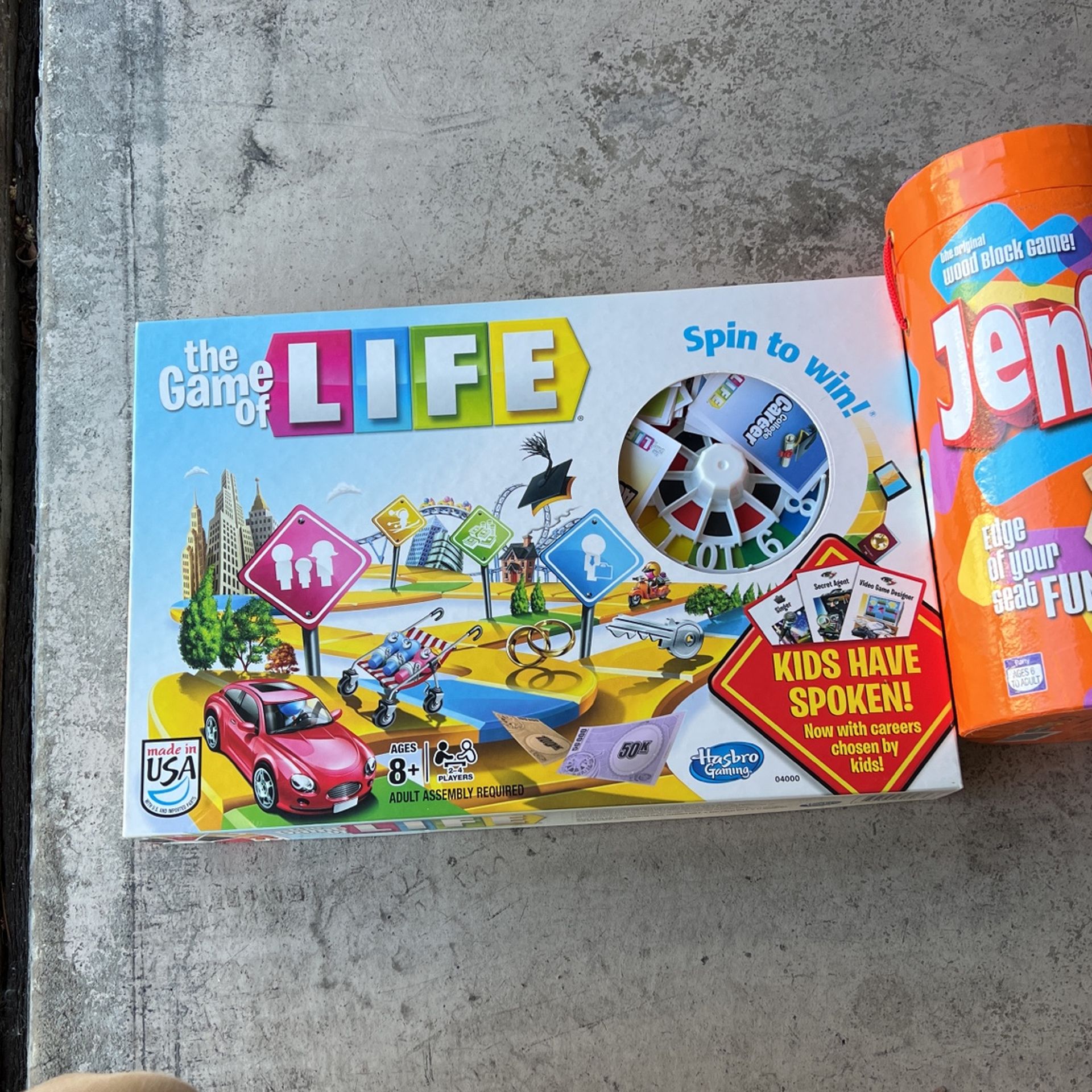 The Game Of Life & Jenga Family Games In Excellent Condition