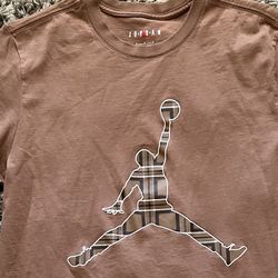 Jordan And Hilfiger Men’s T-Shirts Size L