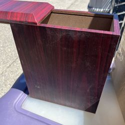 Cremation Boxes Earns