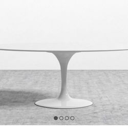 Oval Lacquer Tulip Table - White 