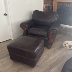 Leather Chair With Ottoman