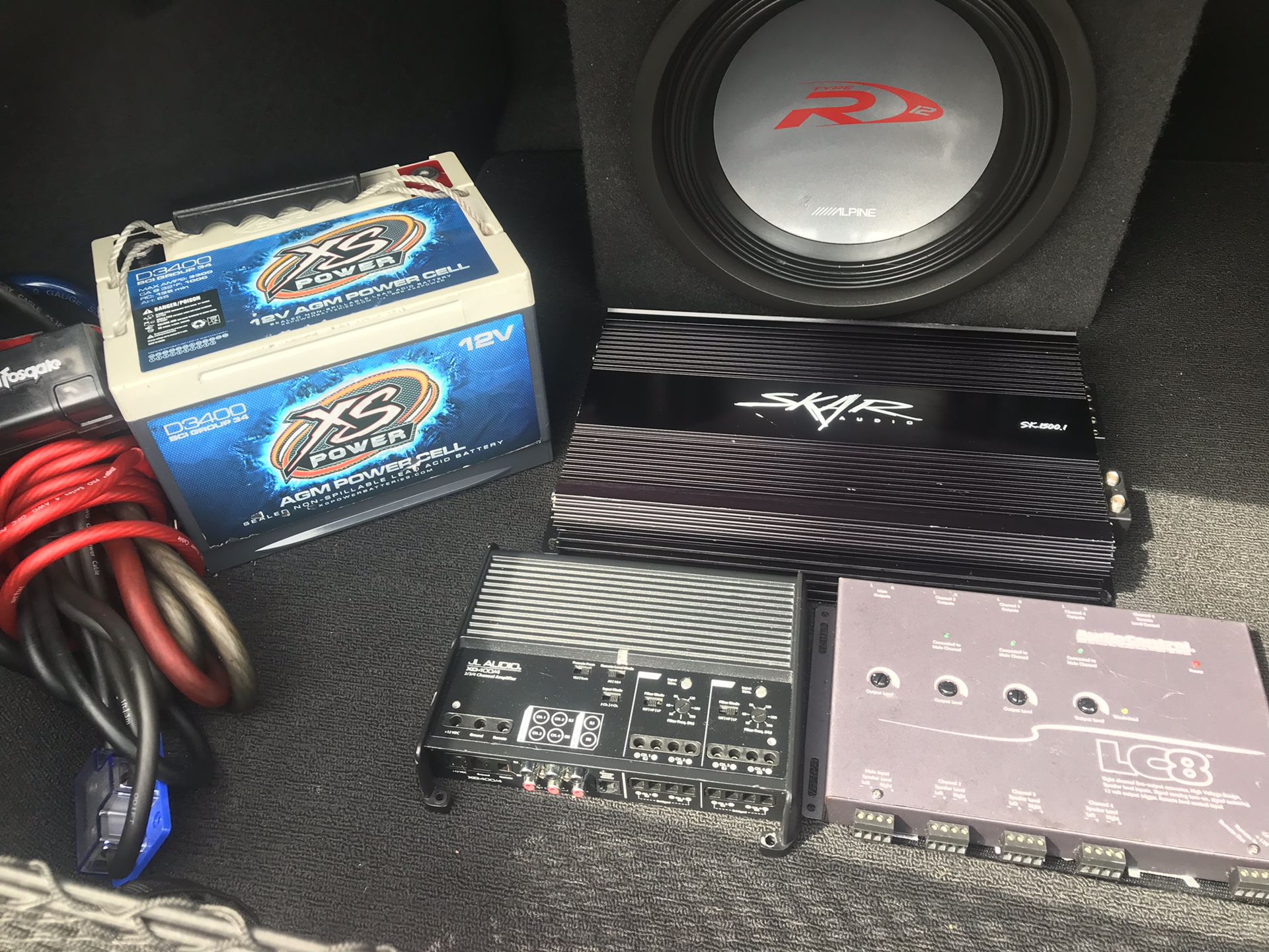 Battery sold Alpine subwoofer JL Audio car Amplifier Audio control LC8 Skar Audio XS Power Battery