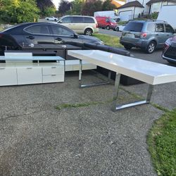 Matching Furniture 