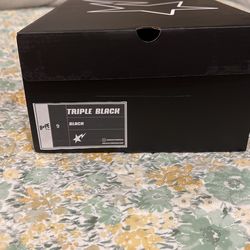Triple Black  Size 9 Man 