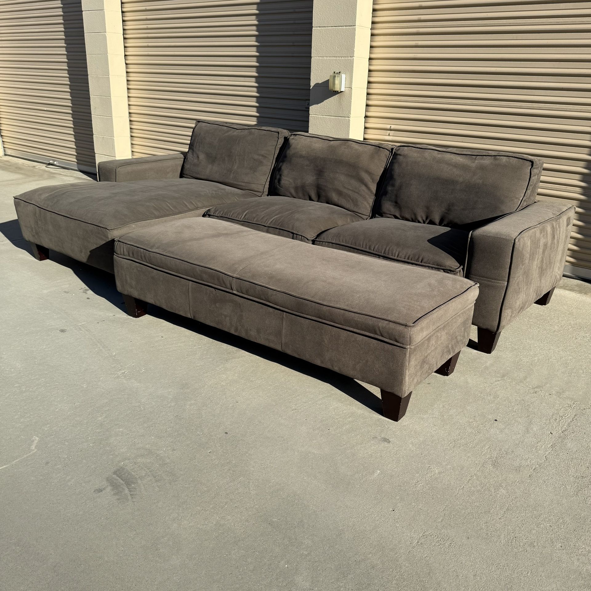 Costco Gray 2-Piece Chaise Sectional Sofa Couch with Ottoman