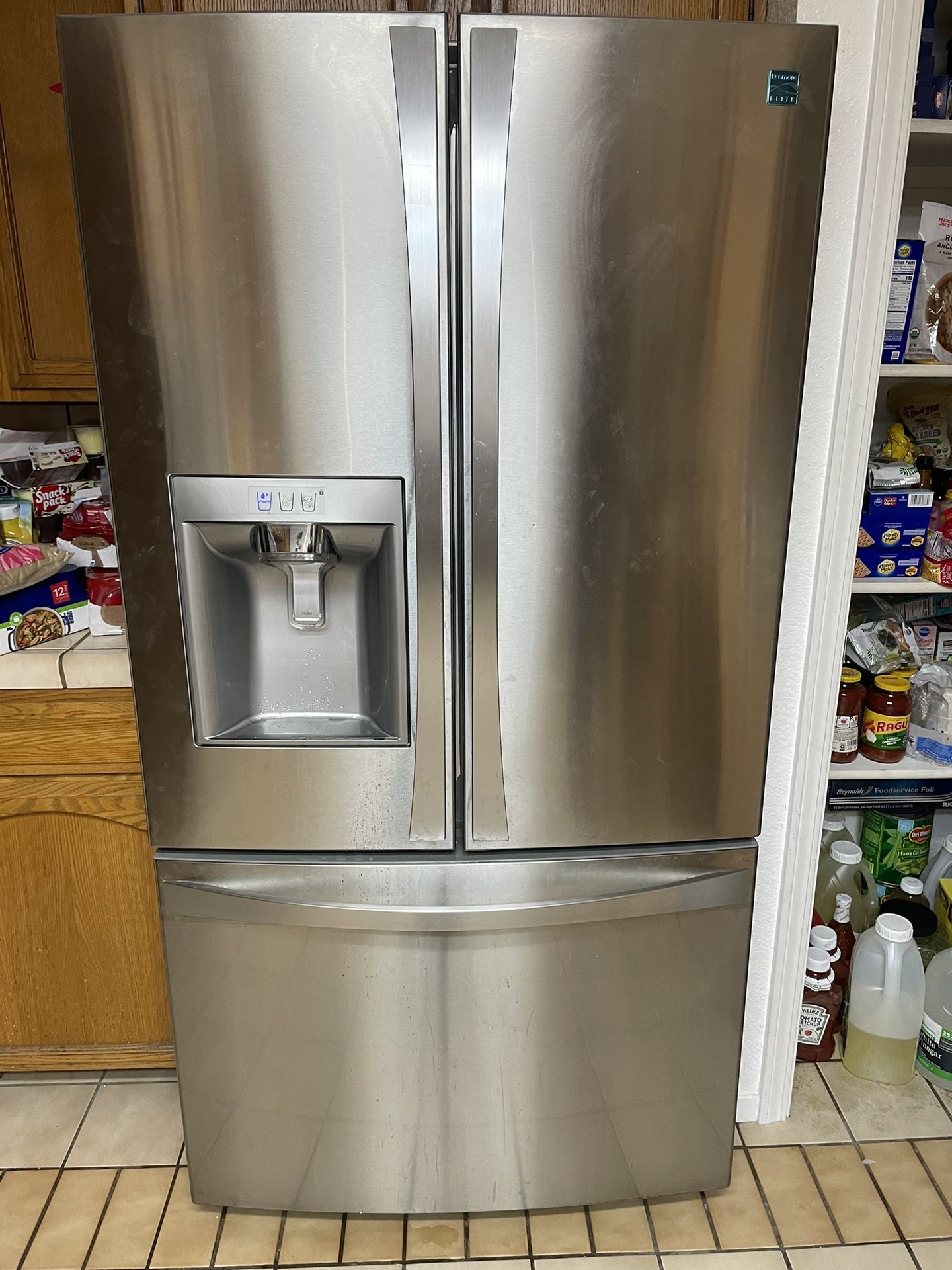 Refrigerator
