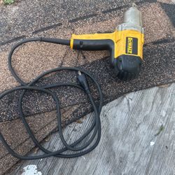 Dewalt  3/4 ‘ Impact  Wrench