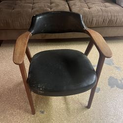 Mid Century Chair 