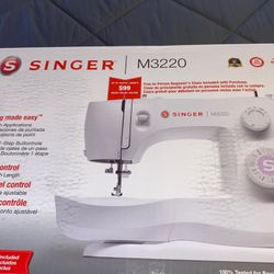 Singer Sewing Machine 