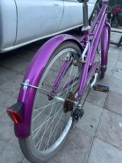 Girls bike