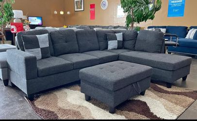 BRAND NEW 3 PIECES SECTIONAL COUCH IN ORIGINAL BOX