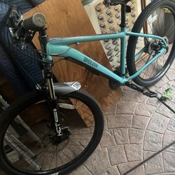 Brezzer Squall Mountain Bike 27 1/2