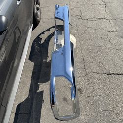 Chevy Silverado & GMC Sierra 1500 / 2500 / 3500 Rear Bumper OEM 2019 2020 2021 2022 2023 2024 2025 2026