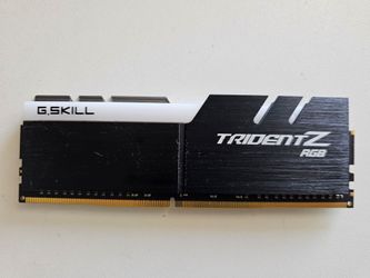 G.SKILL Trident Z RGB 16GB DDR4