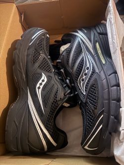 Saucony men’s shoes