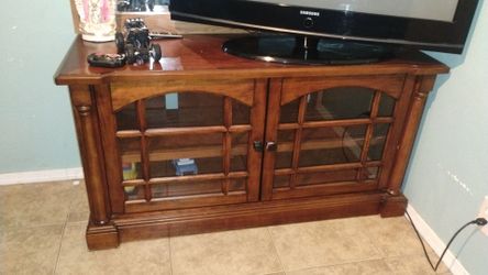 Tv stand