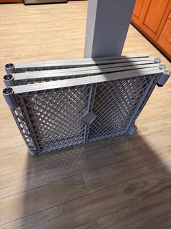 6 Panel Potable Playpen