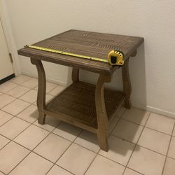 🆕Ashley Furniture Dazzelton End Table