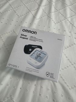 Omron Silver Upper Arm Blood Pressure Monitor (Model BP5255) with Bluetooth – Complete in Box