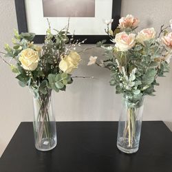 Flower Vases And Faux Flowers
